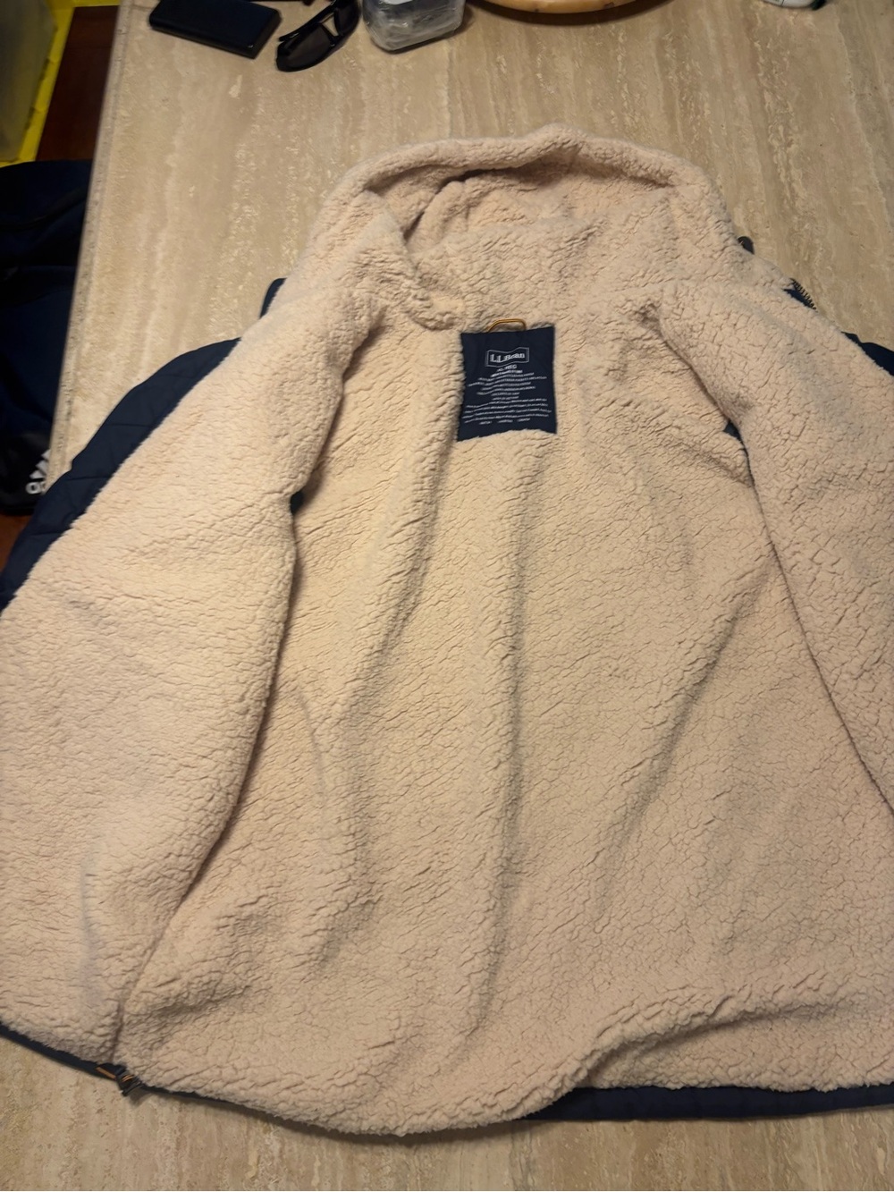 L.L. Bean Men's Hooded Puffer Jacket in Navy - Picture 6 of 6